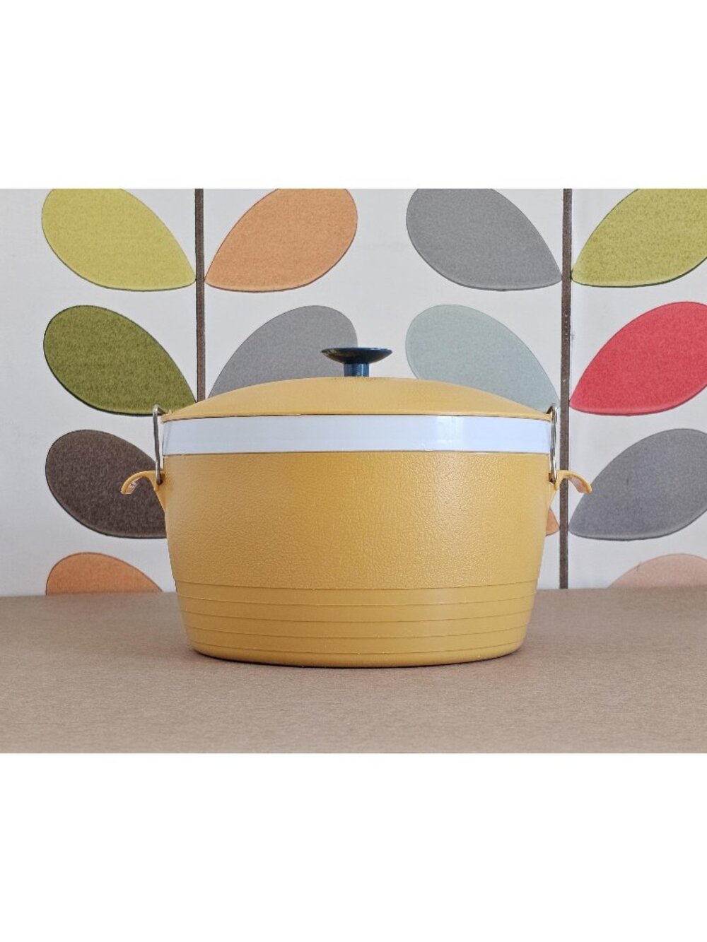 Vintage SunFrost Thermoware Ice Bucket/Hot Cold Ice Bucket/Outdoor Entertaining